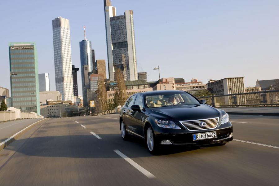  Lexus LS600h L 2007 года  (фото 64 из 224)